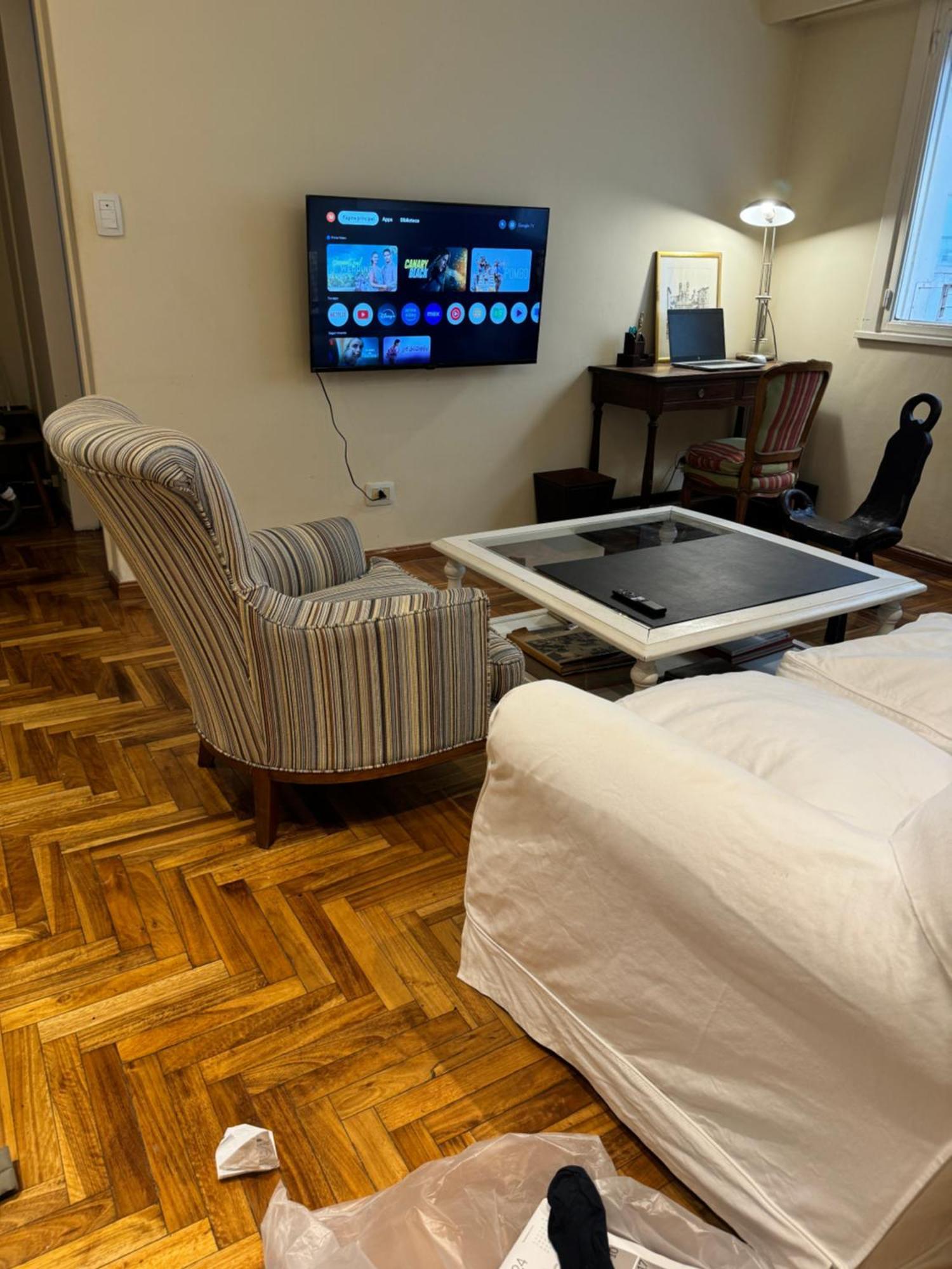 AZCUENAGAHOME Calidez y encanto en plena Recoleta Ciudad Autónoma de Ciudad Autónoma de Buenos Aires Exterior foto